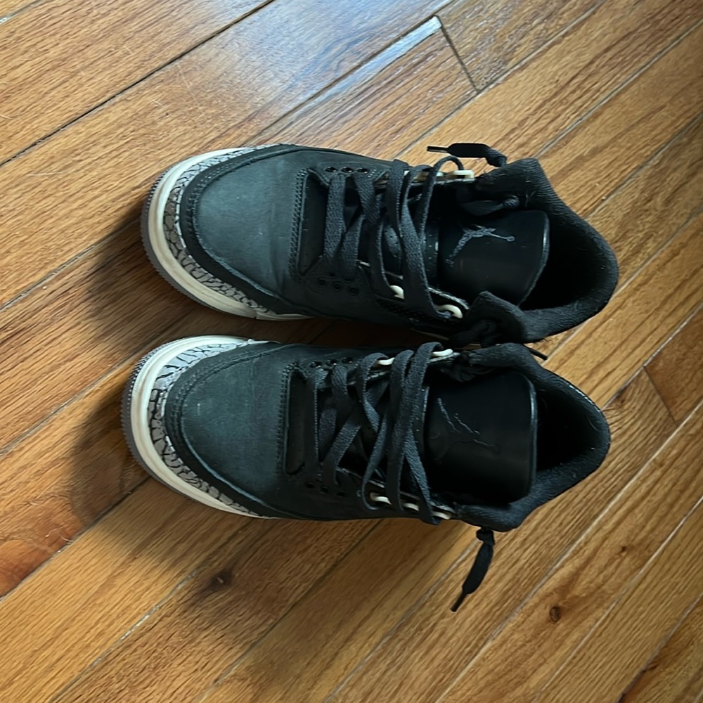 Jordan Black Nior